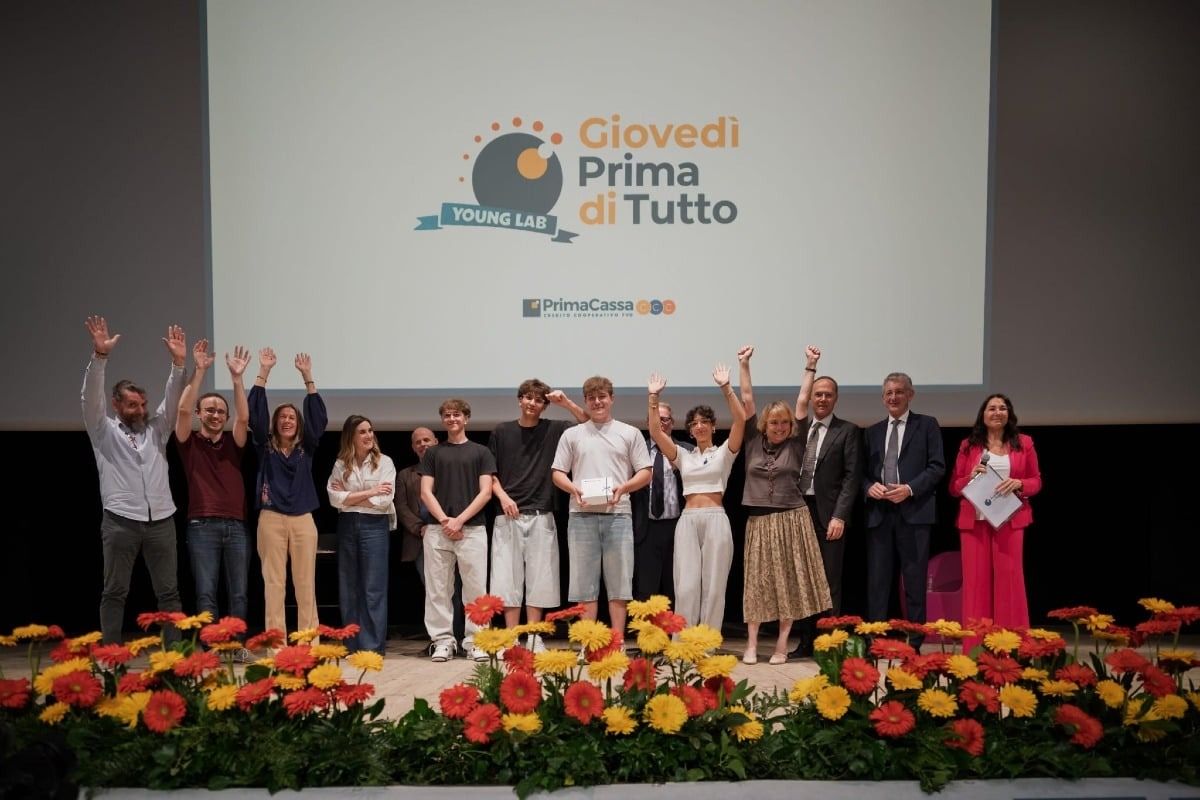 Gemona, quasi mille studenti coinvolti nel progetto sul sisma: in sala oltre 400 persone per l’incontro con Parmitano e Messetti - 