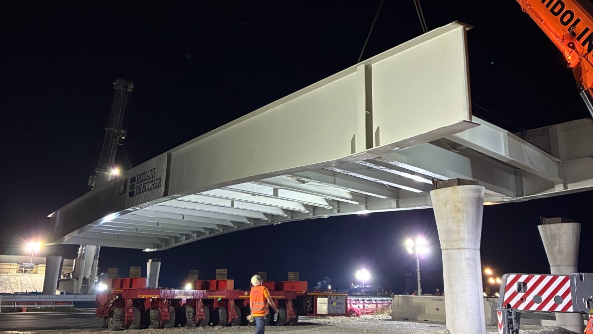 Cavalcavia Pradipozzo-Lison, operazione record sulla A4: riapertura con 3 ore di anticipo - 