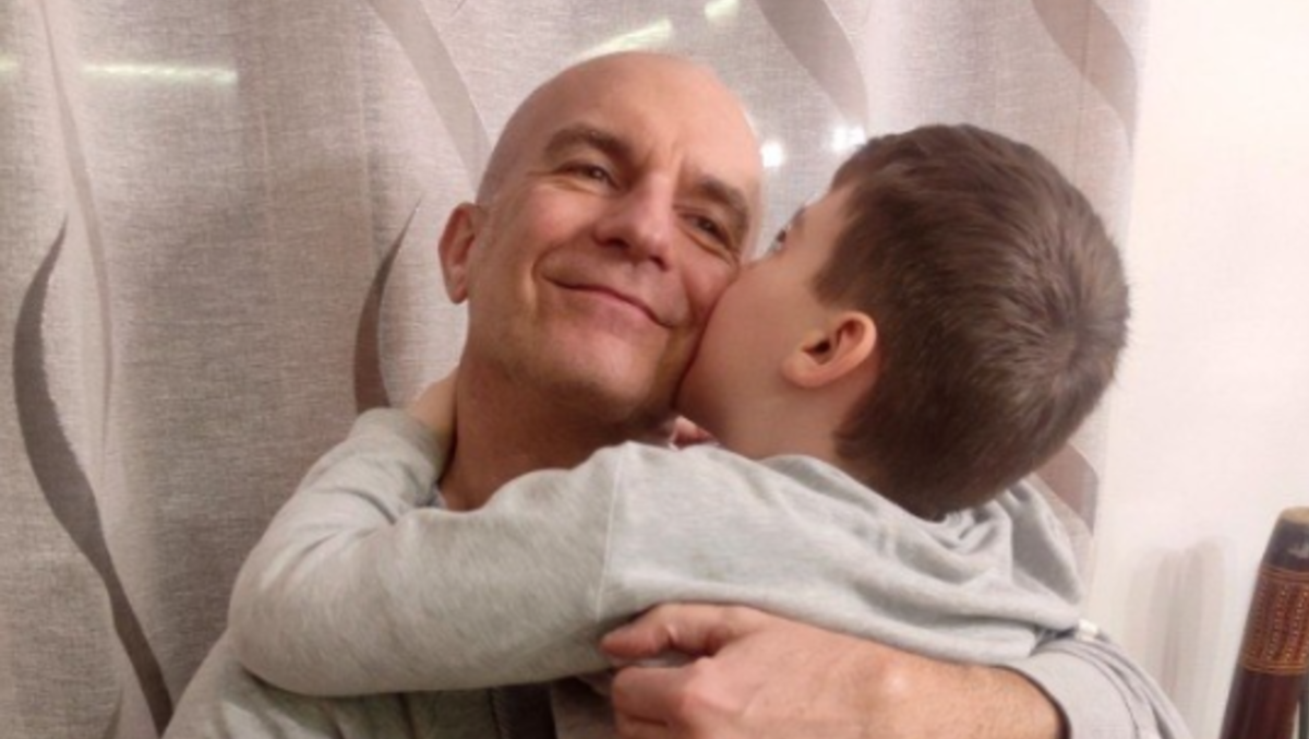 Ettore, il bambino che sfida ogni limite: la battaglia del papà per scuola, assistenza e diritti - 