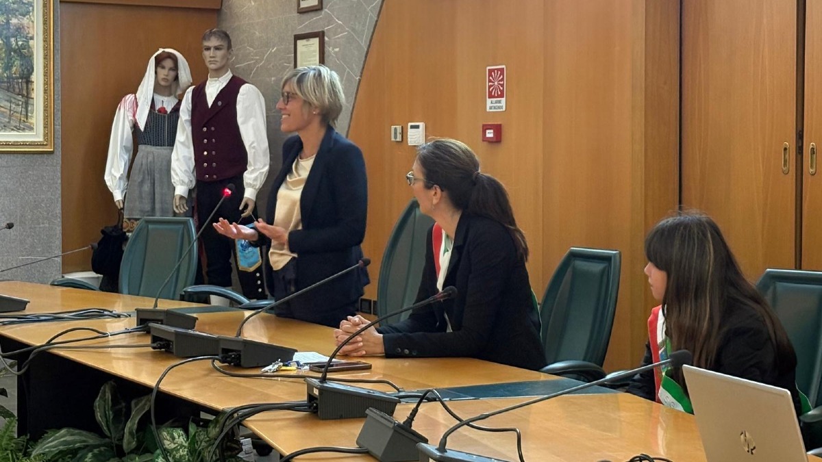 Pasian di Prato, inaugurata l’aquila simbolo dell’identità friulana - 