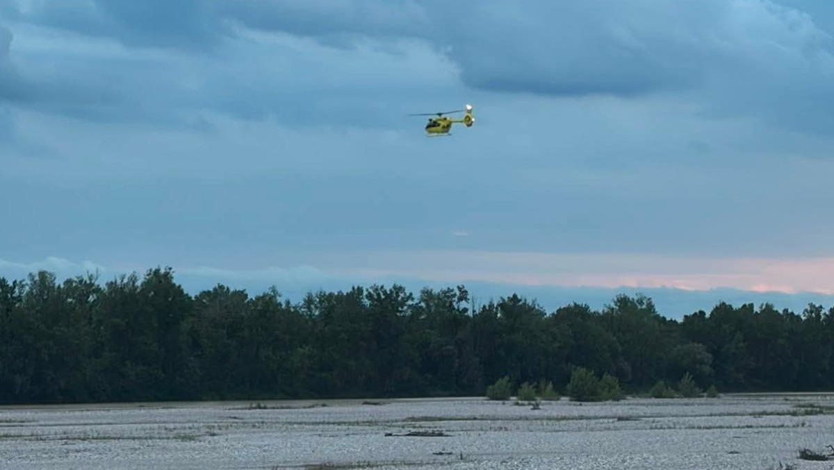 Ancora paura sul Tagliamento: 24enne bloccato dalla piena, salvato con l'elicottero - 