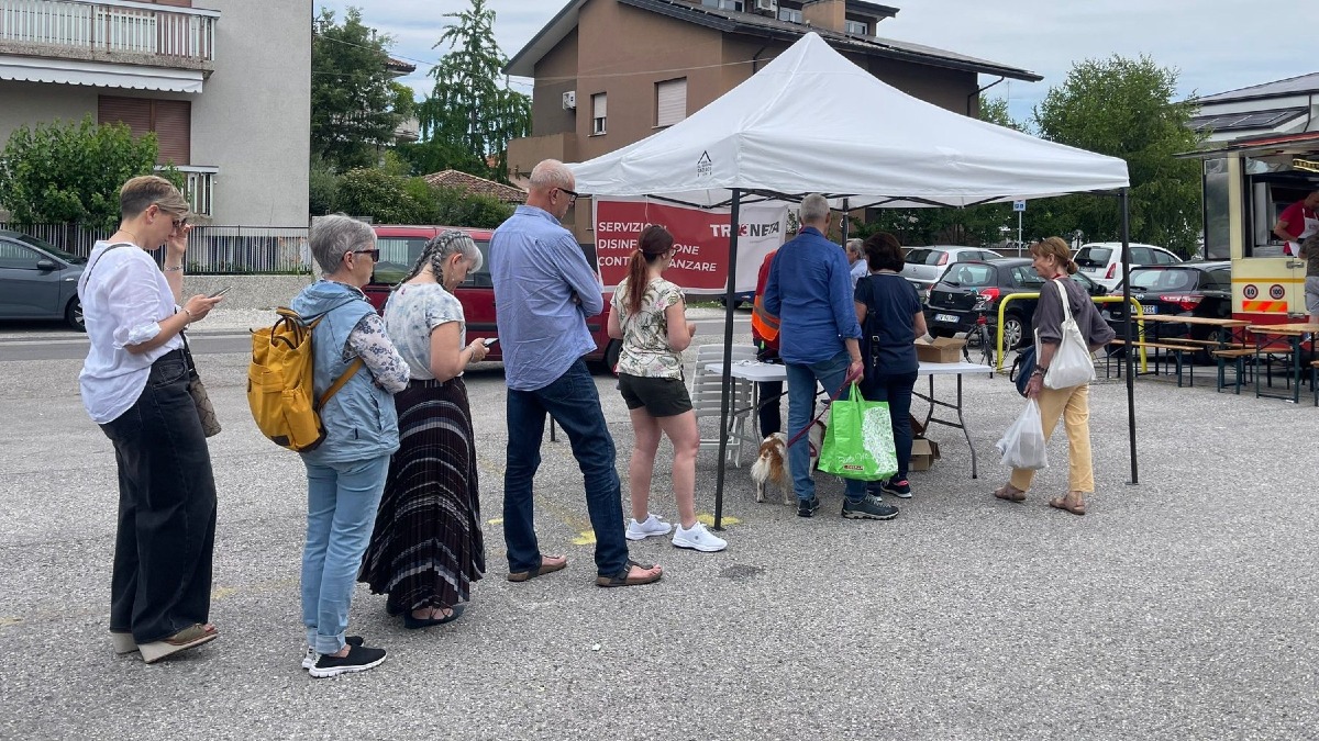 Udine, kit antizanzare in ritardo al mercato di Paderno: distribuzione partita alle 10, ecco le prossime date - 