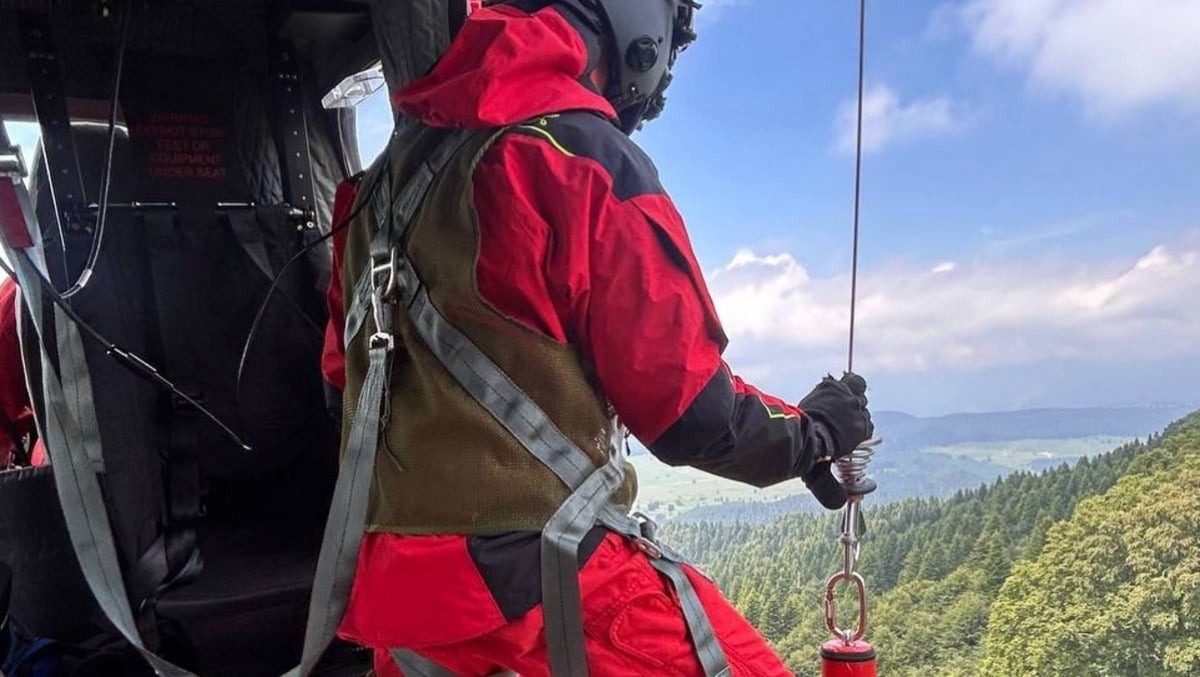 Fregona, ritrovato nei boschi sopra La Crosetta: 75enne riportato a valle dall’elicottero dei vigili del fuoco