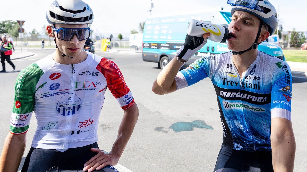 Giro Next Gen 2026, il trevigiano Riccardo Fabbro nono a Crotone e terzo in classifica - 