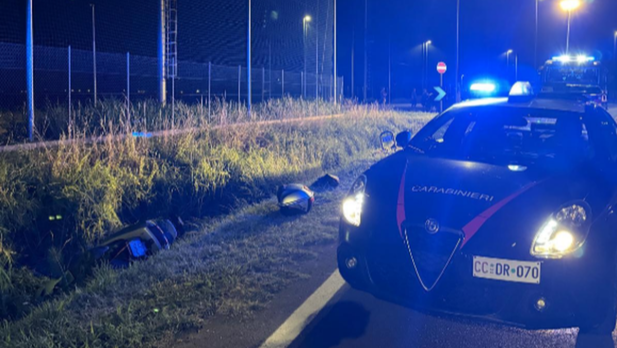 Esce di strada con lo scooter: grave un 49enne | FOTO - 