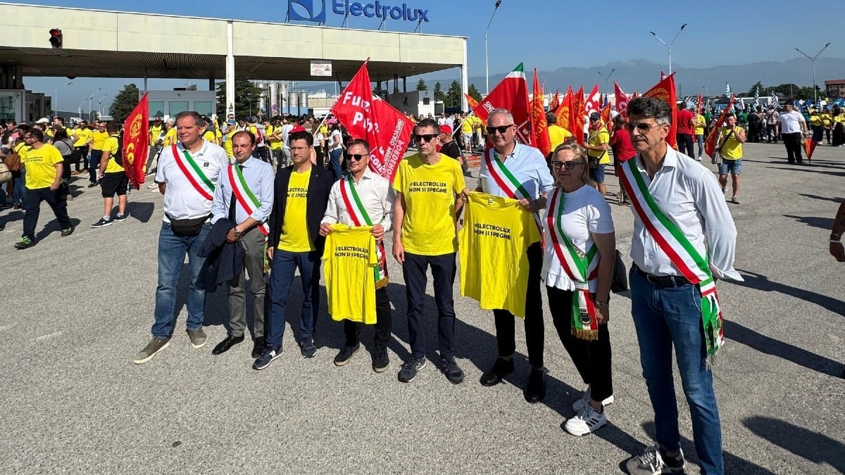 Vertenza Electrolux, da Pordenone il caso arriva in Europa: Ciriani punta su regole e costi industriali - 