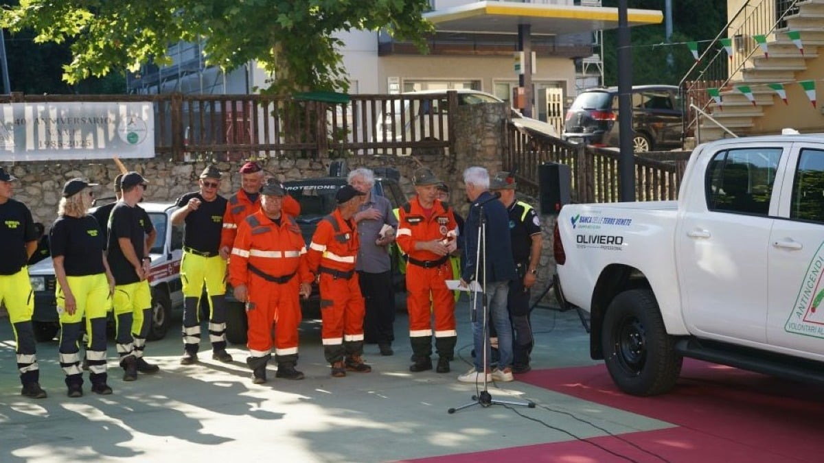 Val Liona, i volontari A.I.B. festeggiano 40 anni con un nuovo mezzo per le emergenze - 
