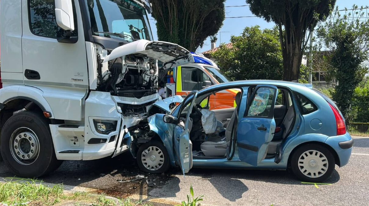 Schianto sulla Postumia a Fagarè, bimba di 10 anni in condizioni critiche al Ca’ Foncello - 