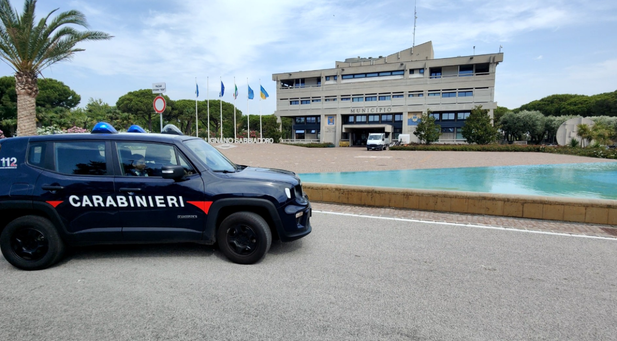 Lignano, raffica di interventi dei carabinieri tra centro, Darsena e Sabbiadoro - 