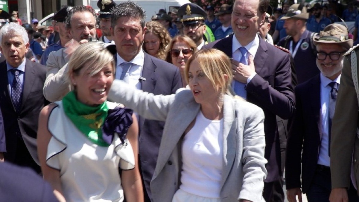 Gemona chiude il Raduno triveneto degli Alpini 2026: presente anche Meloni - 