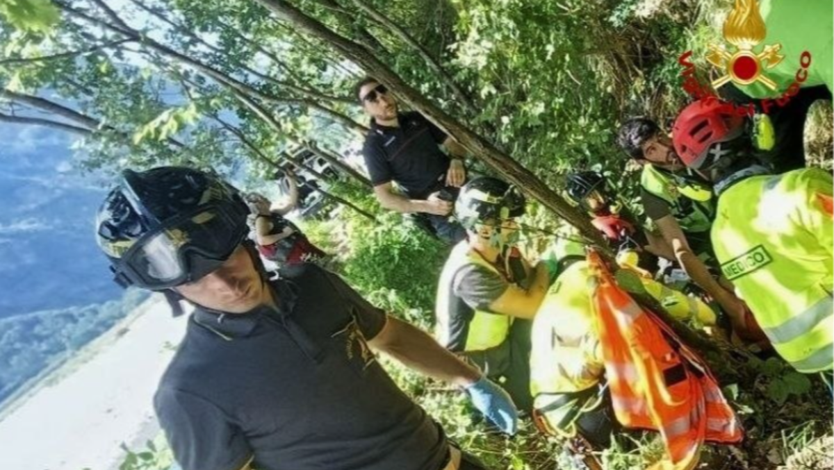 Sedico, malore e caduta sul sentiero per la cascata di Val Montareze: escursionista portato in ospedale - 