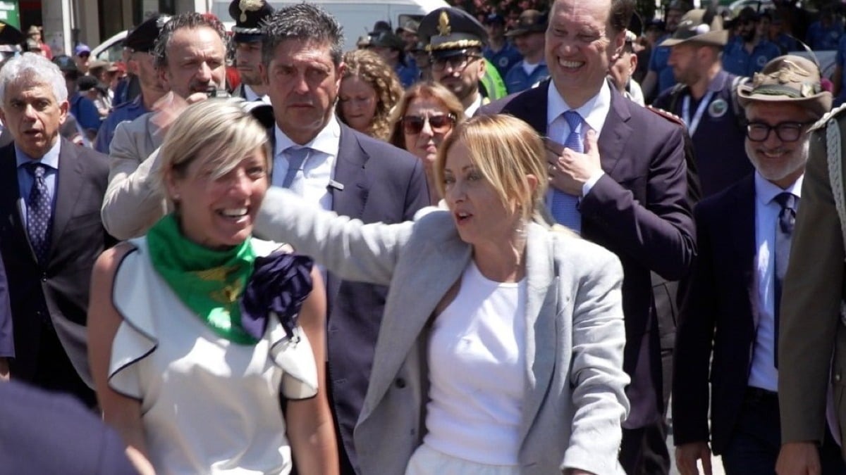 Gemona saluta il raduno degli Alpini: tre giorni di presenze e il testimone passa a Treviso - 