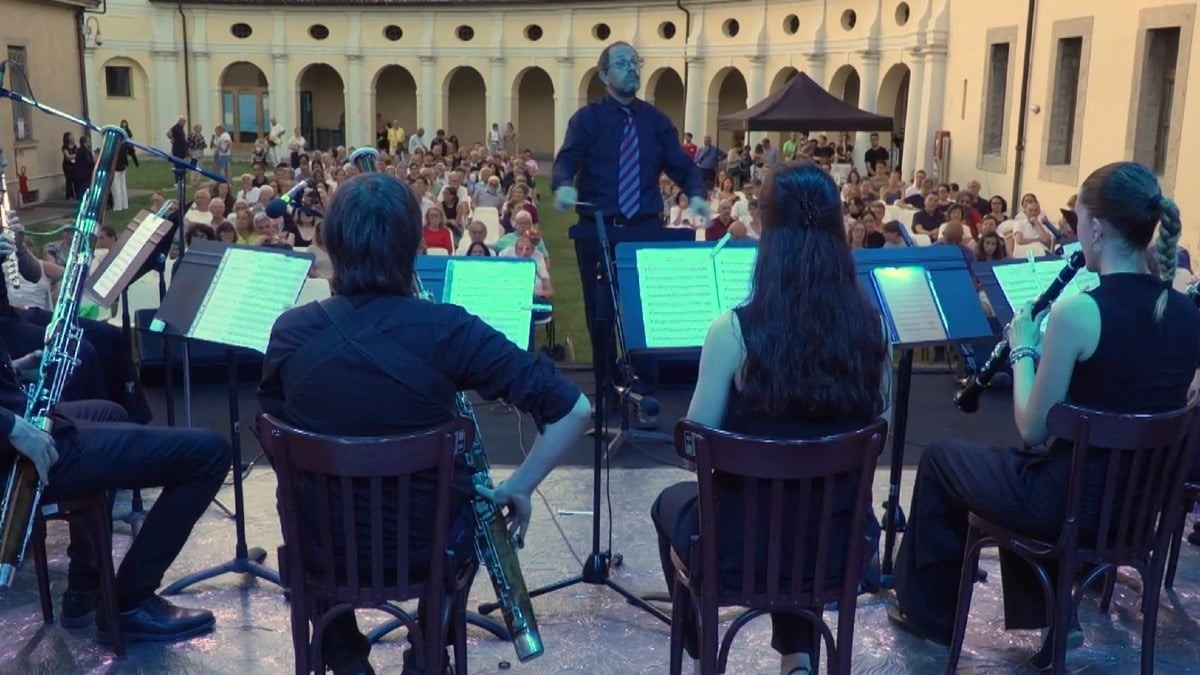 Udine, il Conservatorio Tomadini accende piazza Primo Maggio: musica fino a tardi e tributo al liutaio Peresson - 