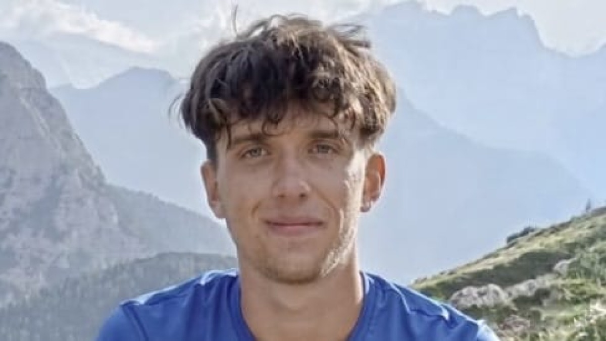 Funerali di Giacomo Gobbo, morto in moto a 19 anni: l’ultimo saluto allo stadio comunale - 