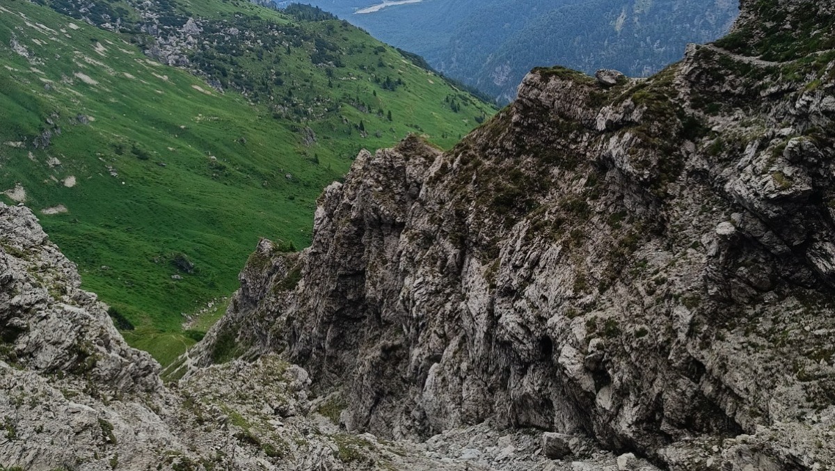 Escursionisti bloccati a Forcella La Sidon, recuperati in elicottero tra Claut e Forni di Sopra - 