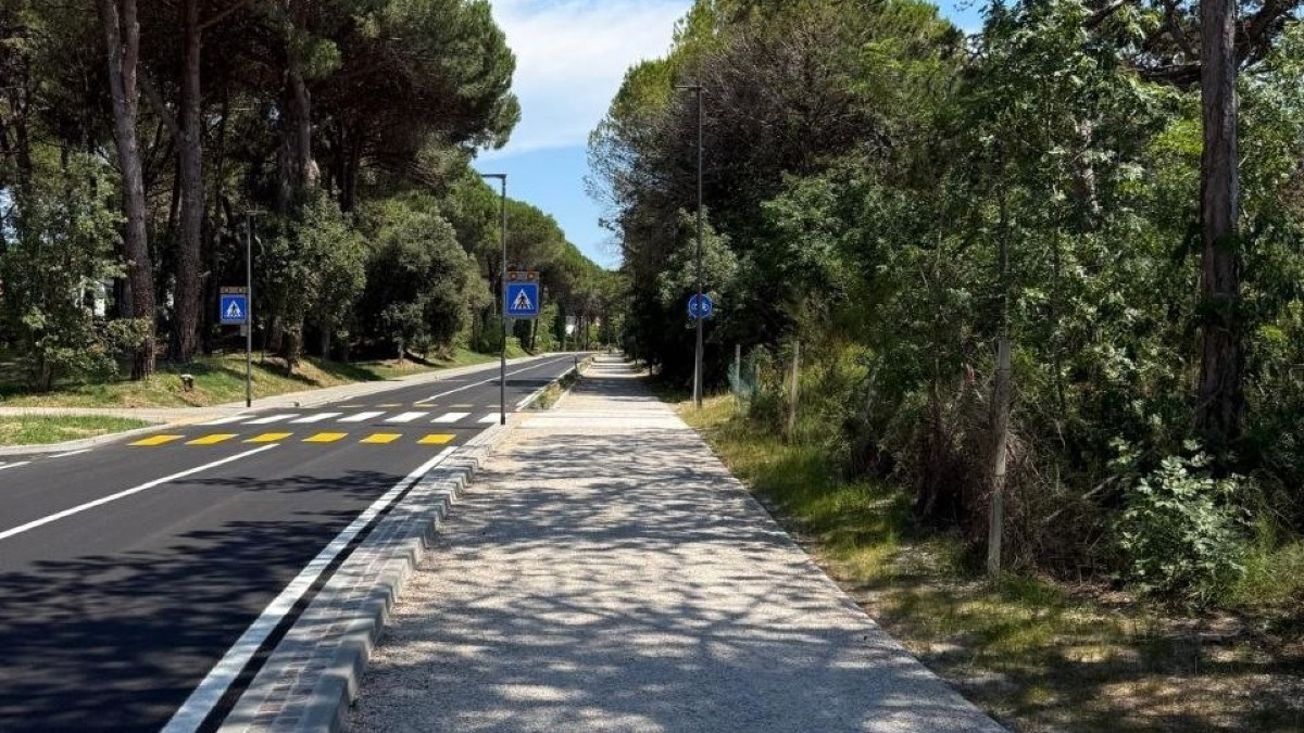 Viale delle Terme completato a Lignano: ciclabile continua e parco di 8 mila mq - 