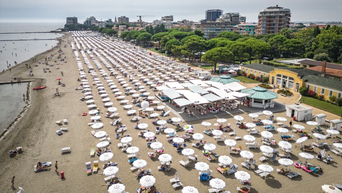 Made in Spiaggia accende Grado: 27 eventi tra musica, giochi e spettacoli vista mare - 