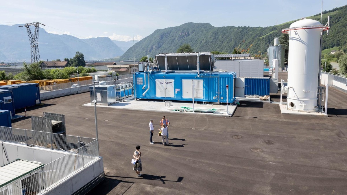 Bolzano inaugura Hydrogen Adige Valley: 35 milioni per oltre 120 bus a zero emissioni - 