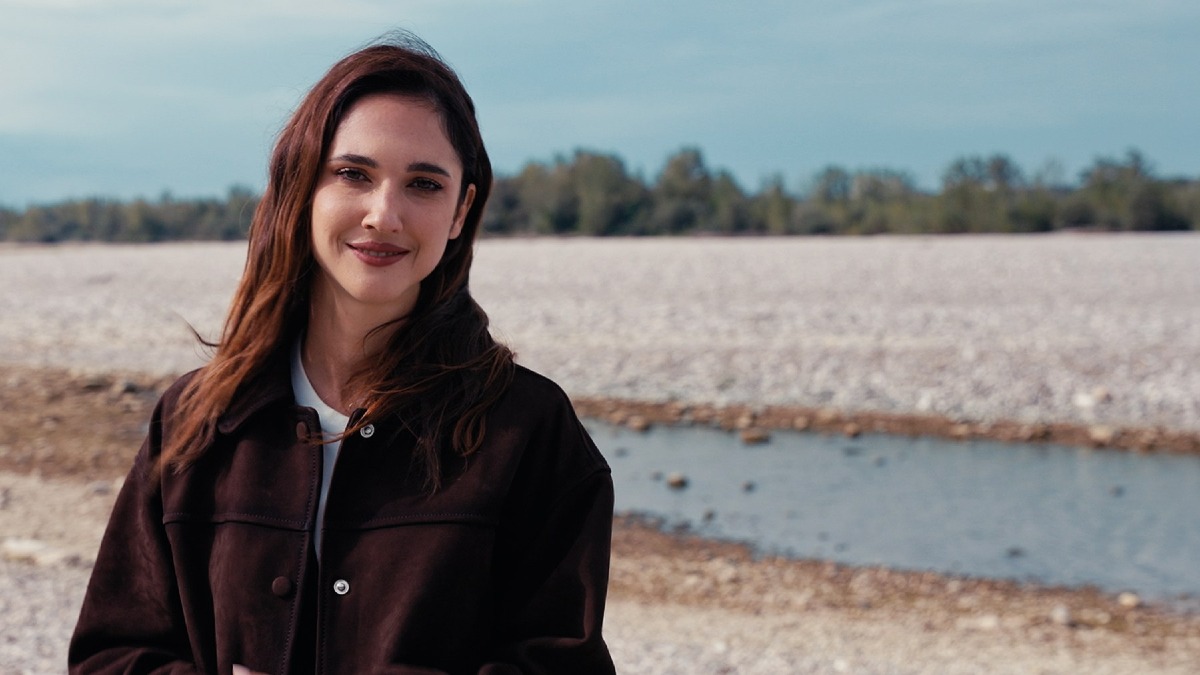 Lodovica Comello torna a San Daniele per una serie social sulla filiera del prosciutto DOP - 