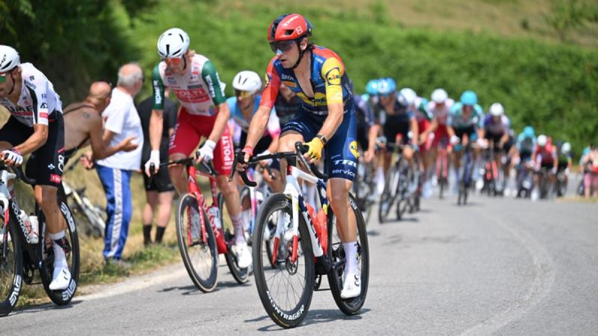 Jonathan Milan si prende l’Italia: sprint devastante e maglia tricolore - 