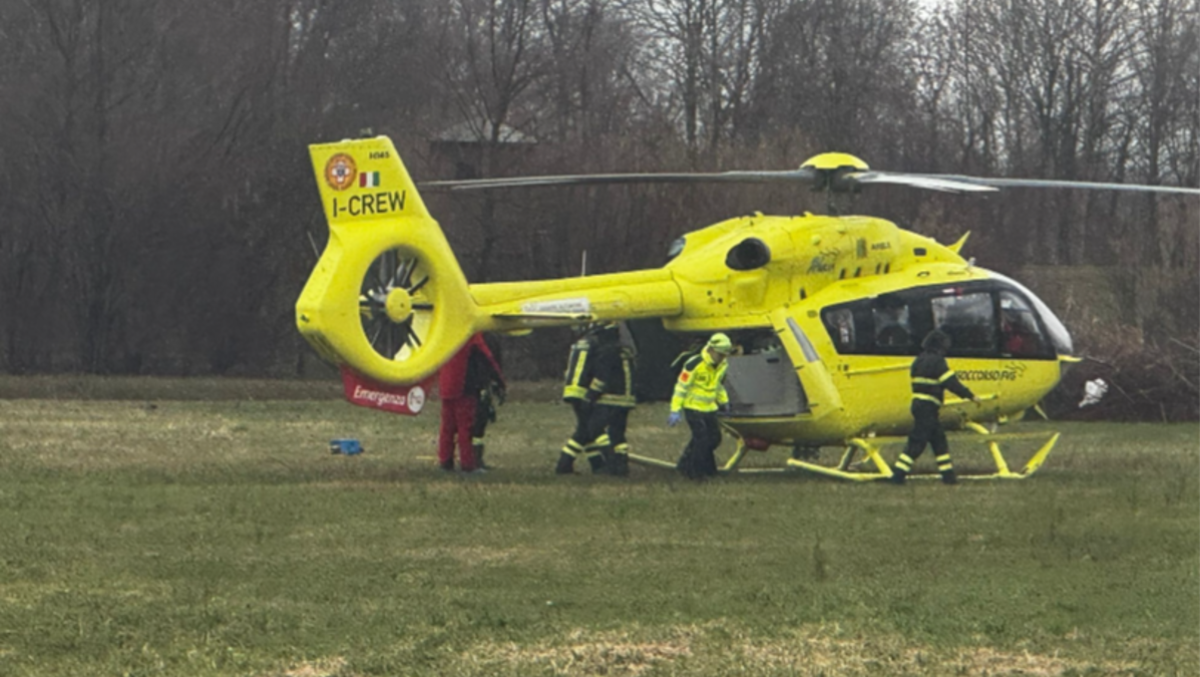 Erto, motociclista recuperato sotto la strada: decisivo l’intervento dall’alto - 