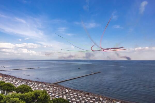 Frecce Tricolori a Grado, Bandiera Blu e Corpus Domini: guida al weekend del 6 e 7 giugno