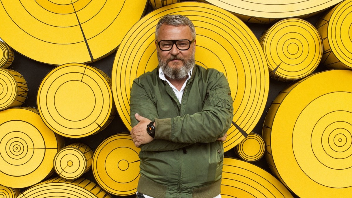 Tobias Rehberger firma il Premio d’Artista Mattador 2026, consegna il 17 luglio a Venezia