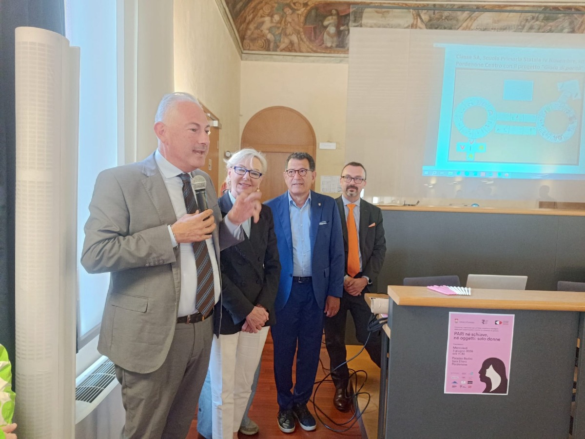 Pordenone, premiati i vincitori del concorso “Pari, né schiave né oggetti: solo donne”
