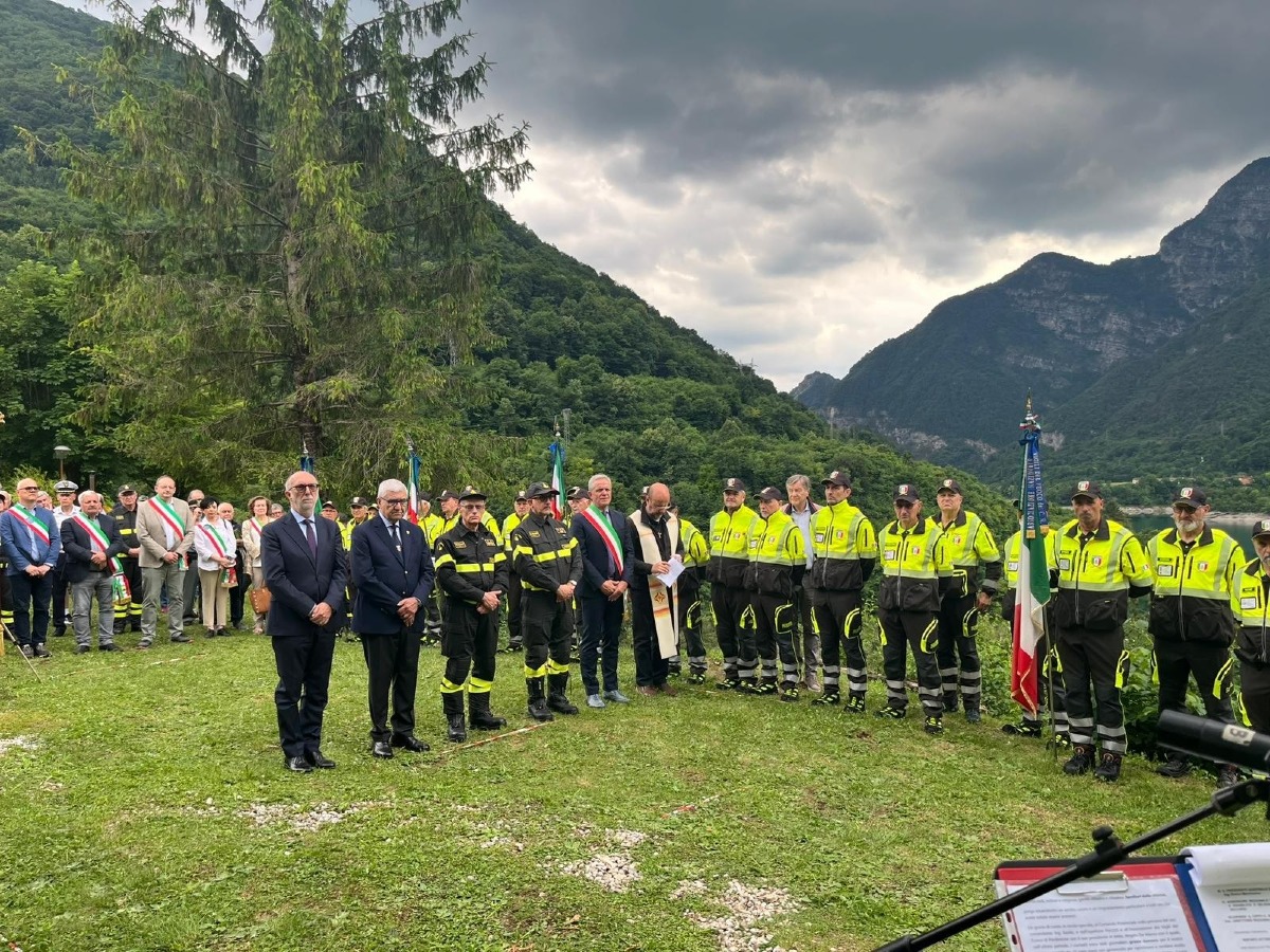 Tramonti di Sotto ricorda i cinque soccorritori morti dopo il terremoto del 1976