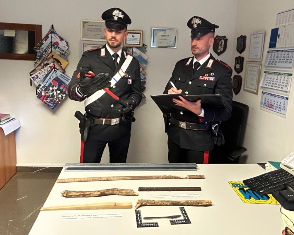 I CARABINIERI DENUNCIANO SETTE GIOVANI PER RISSA E LESIONI PERSONALI 