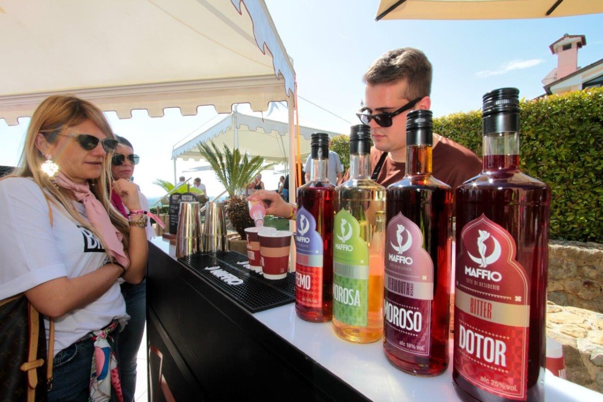 San Pietro di Feletto, nasce il cocktail rosa dedicato al passaggio del Giro