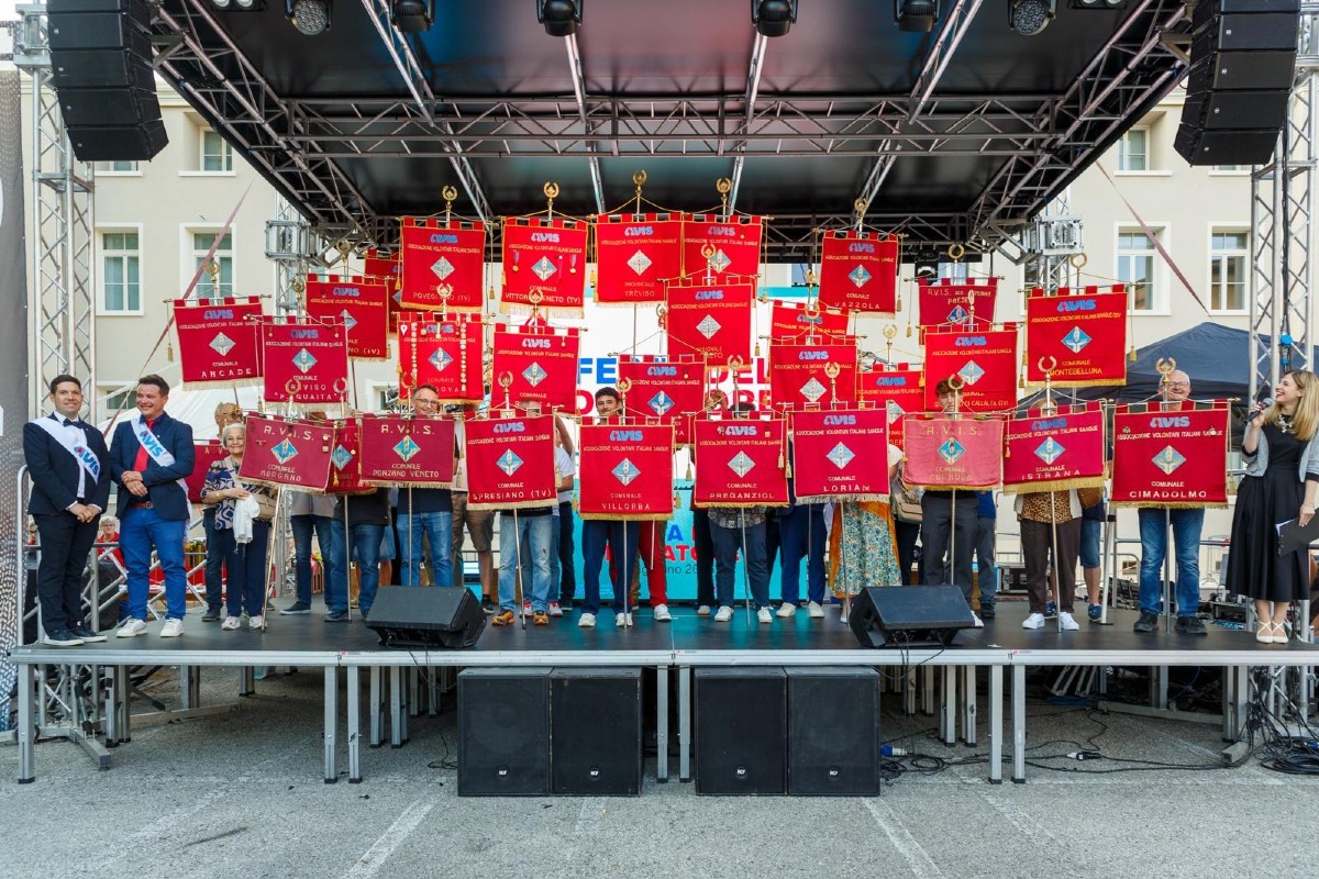 Villorba, 1.500 persone in piazza per Avis Radio Music e oltre 60 donatori premiati
