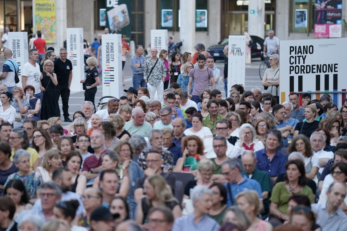 Piano City Pordenone 2026: oltre 100 concerti gratis e 150 pianisti in centro