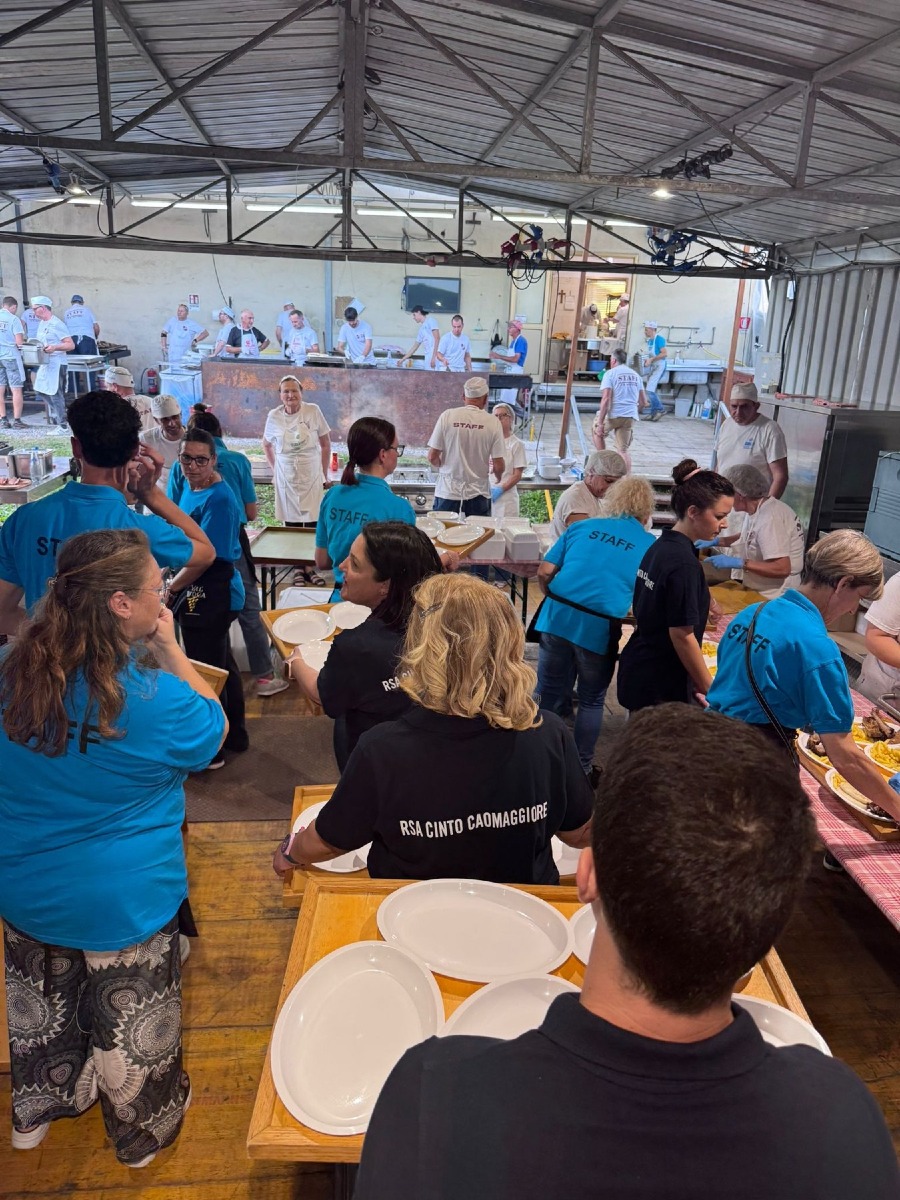 Settimo di Cinto, la RSA San Sebastiano al lavoro per la Cena della Solidarietà a favore