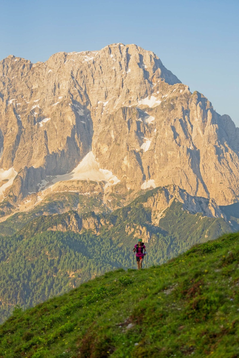 Alpe Adria Ultra Trail 2026 da record: 1.000 iscritti tra Val Saisera e Val Dogna