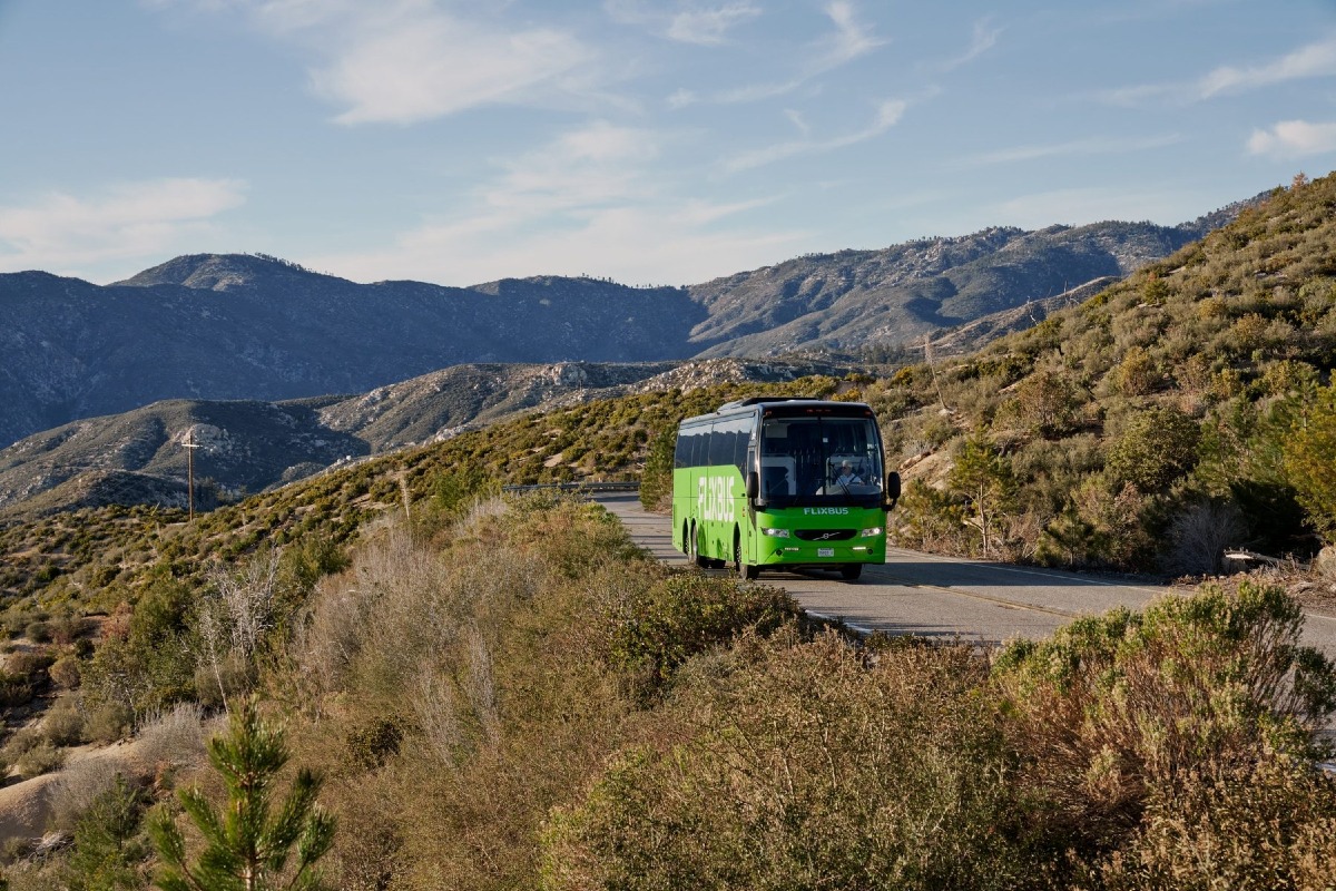 Lignano entra nella rete estiva FlixBus con 4 fermate: collegamenti diretti con Milano e