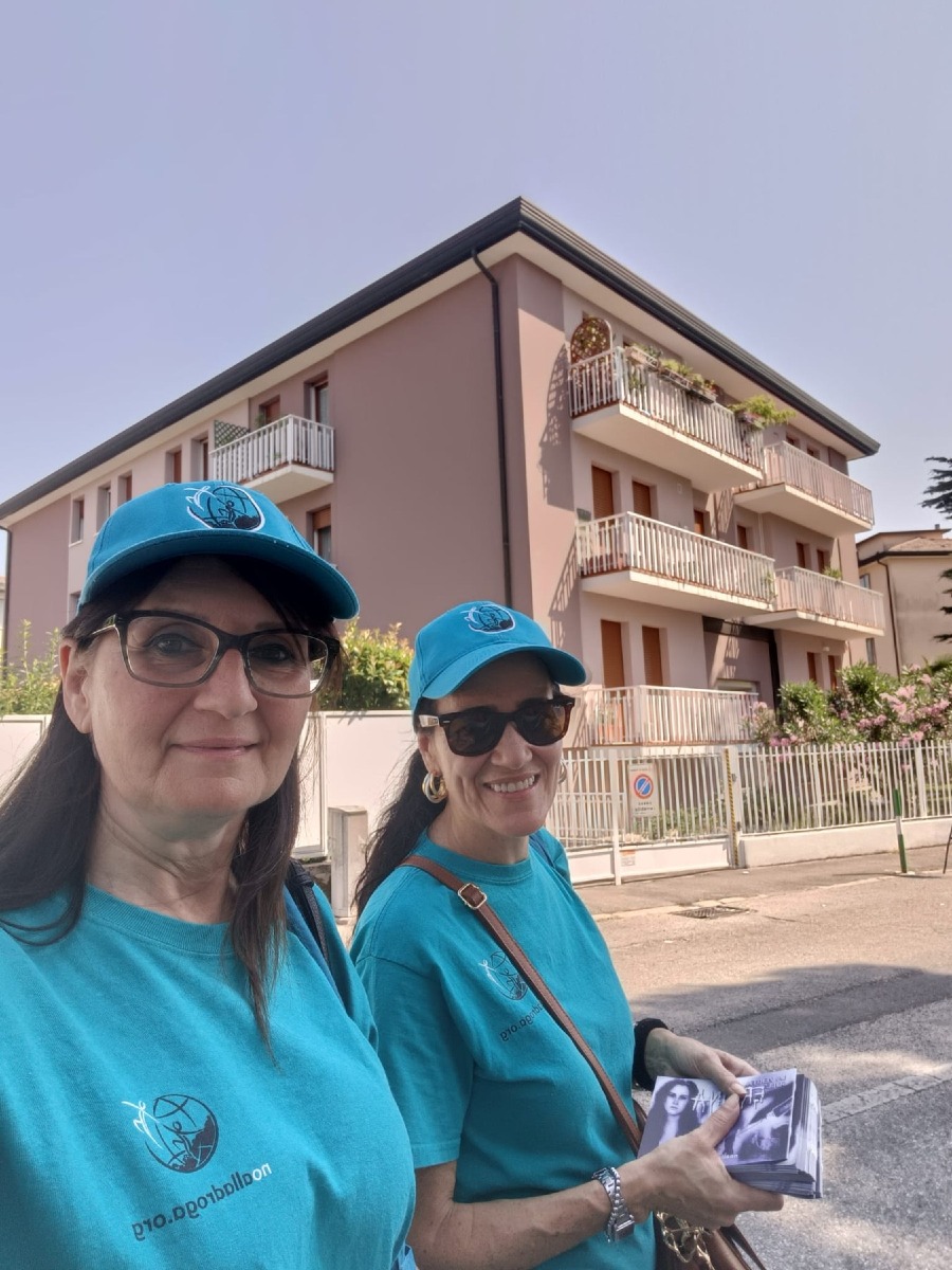 Migliaia di opuscoli sulla droga distribuiti a Santa Rita, nuova tappa a Padova