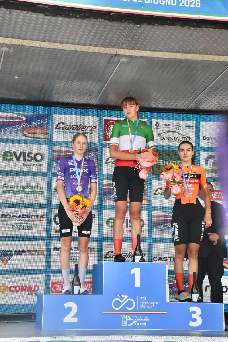 Carlotta Petris d’argento ai Tricolori juniores: il Team Ceresetto piazza 5 atlete nelle