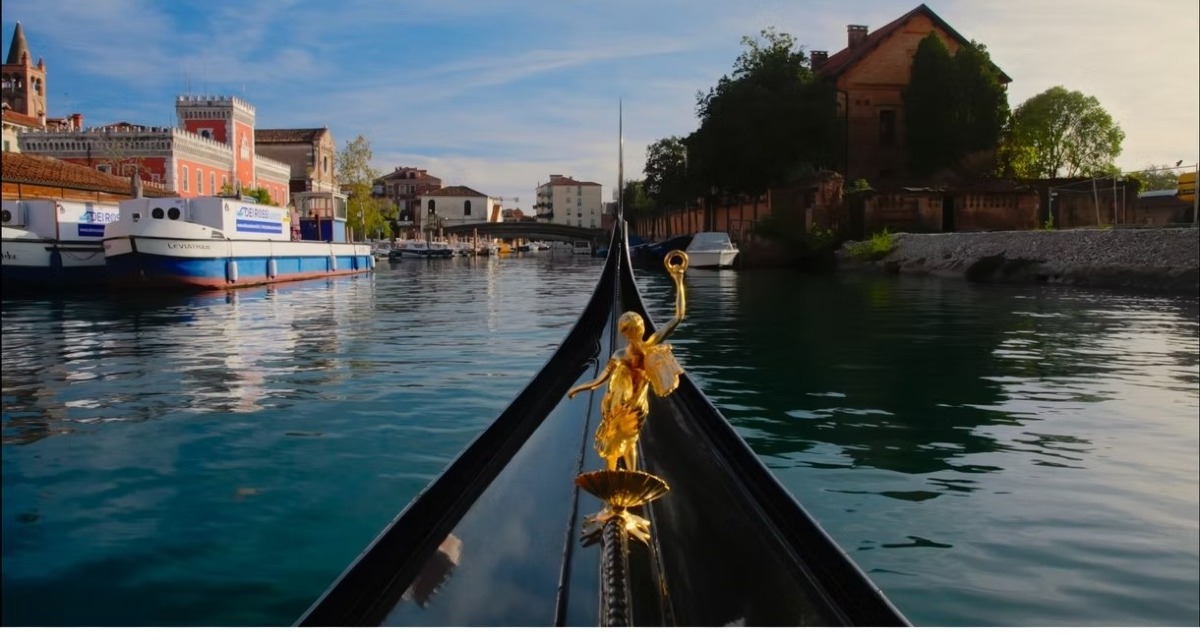 Castelfranco Veneto, al Teatro Accademico la mostra “Il suono di Venezia” fino al 6