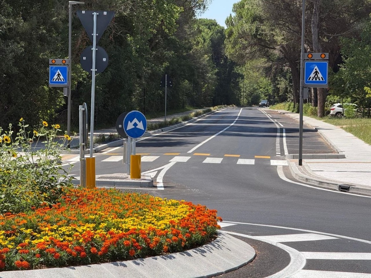 Viale delle Terme completato a Lignano: ciclabile continua e parco di 8 mila mq