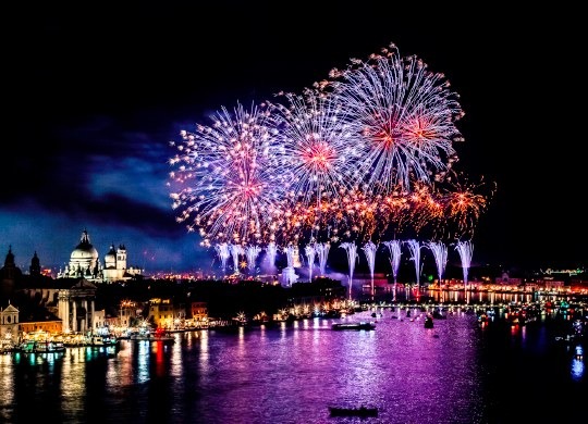 Festa del Redentore 2026 a Venezia, due cene vista fuochi all’Hilton Molino Stucky