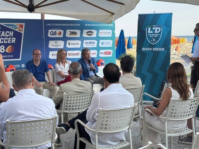 Beach soccer a Lignano dal 25 al 28 giugno: 30 partite e ingresso gratuito