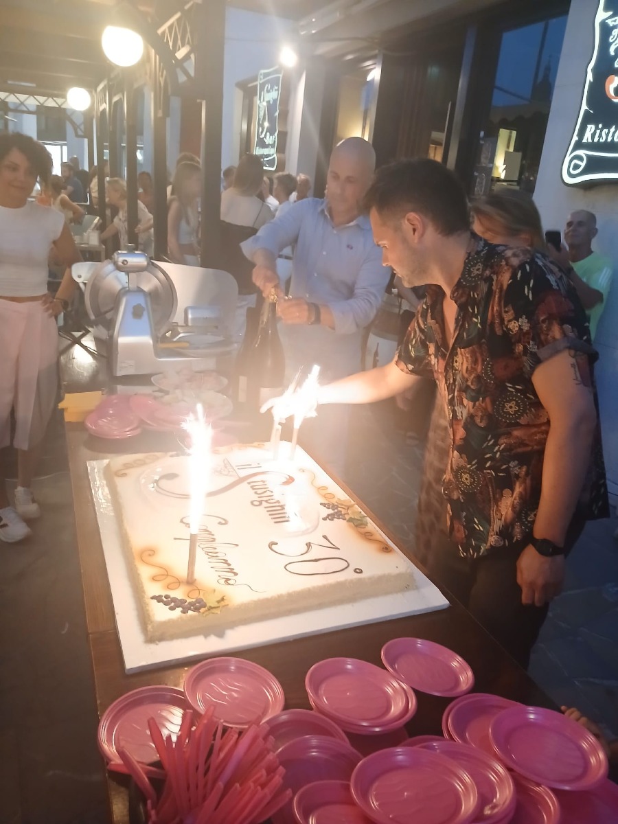 30 ANNI BAR IL STUSIGHIN LATISANA 
