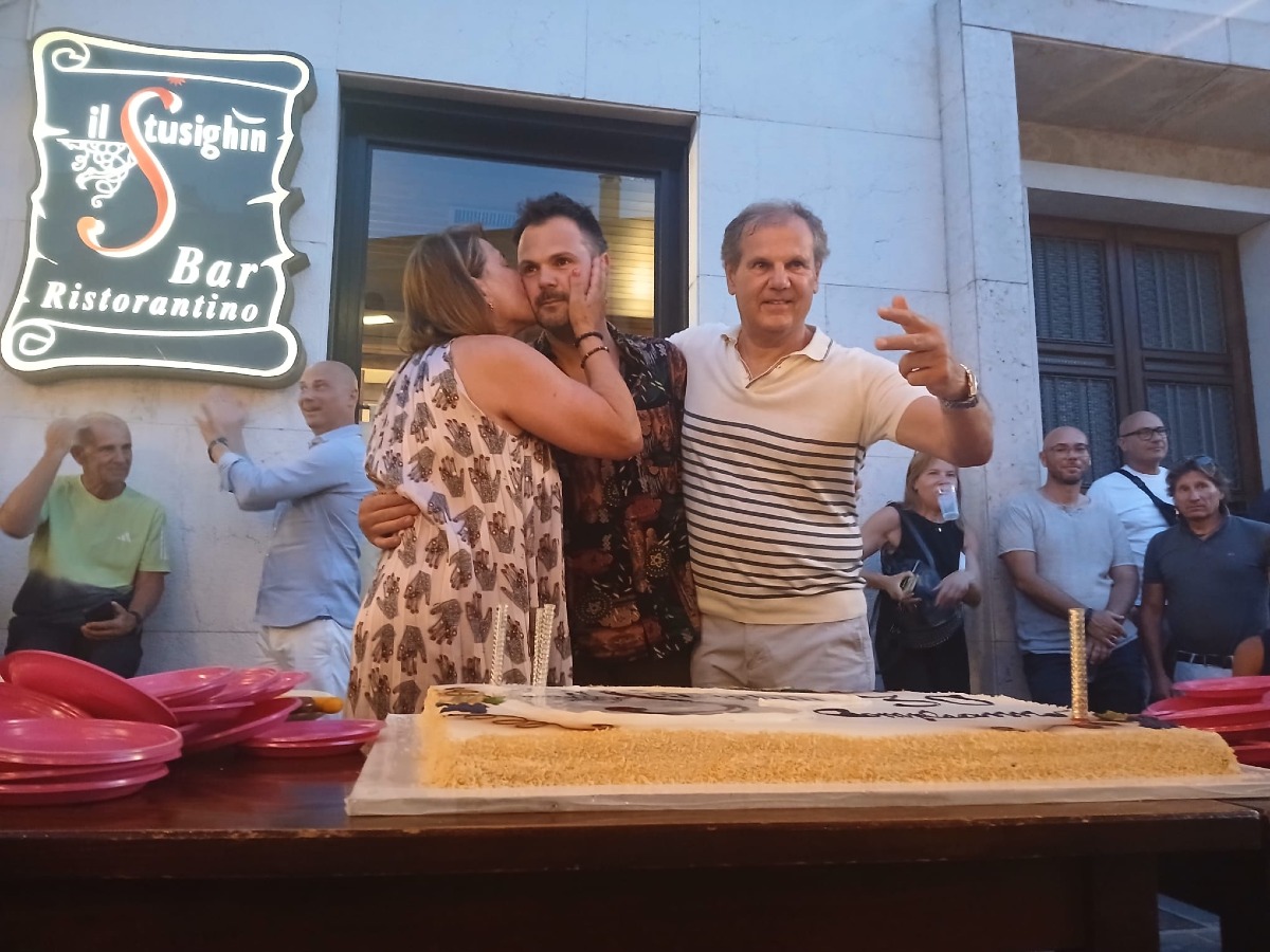 30 ANNI BAR IL STUSIGHIN LATISANA 
