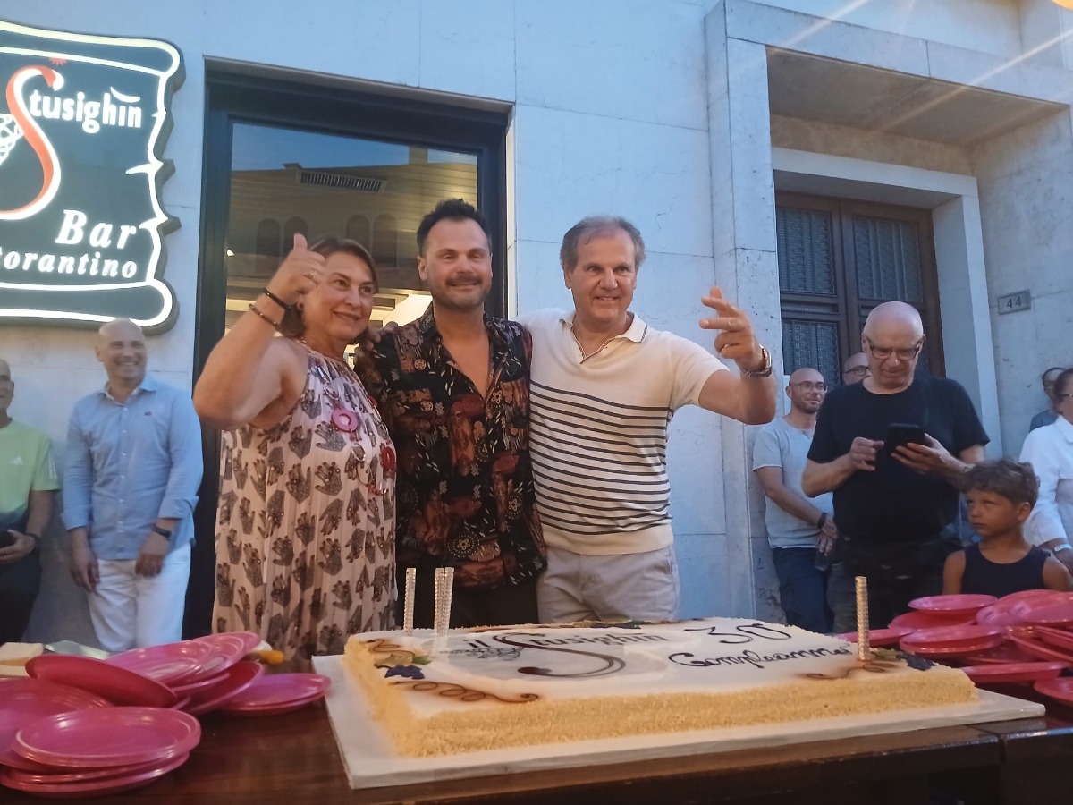 30 ANNI BAR IL STUSIGHIN LATISANA 