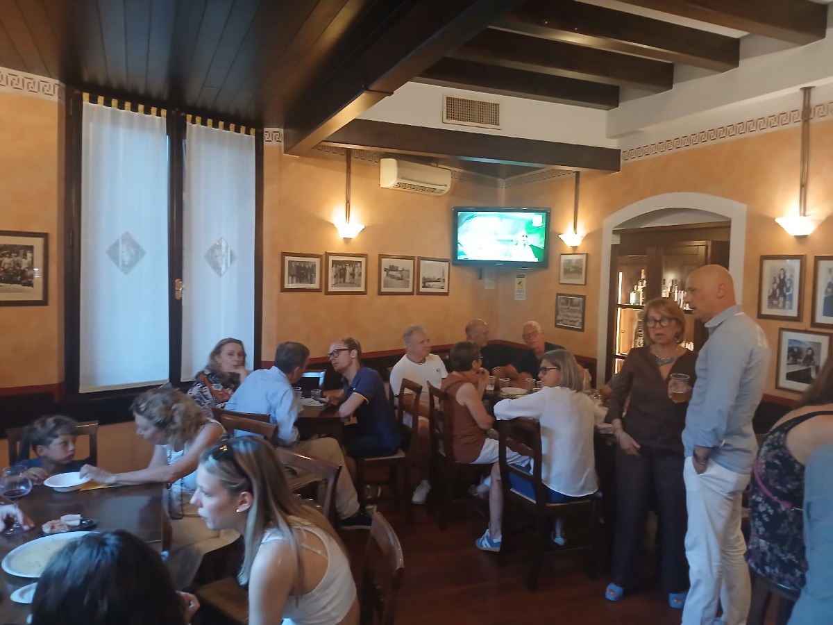 30 ANNI BAR IL STUSIGHIN LATISANA 