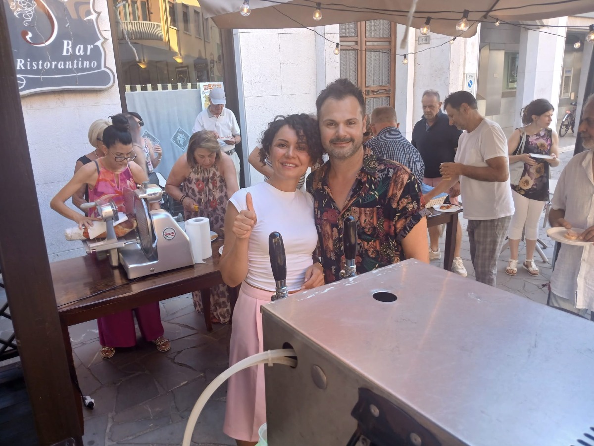 30 ANNI BAR IL STUSIGHIN LATISANA 