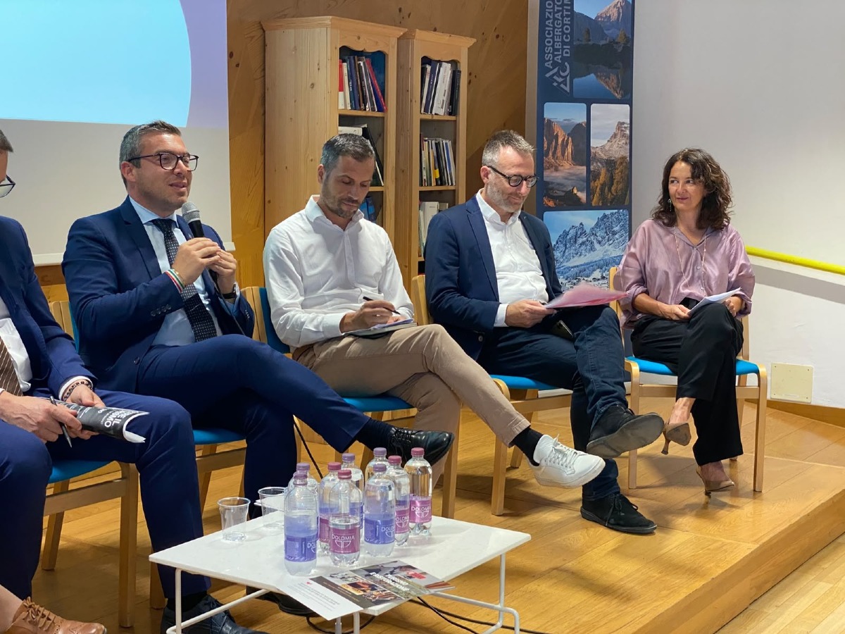 Cortina e Belluno, lavoro trainato dal turismo ma cala la popolazione in età attiva