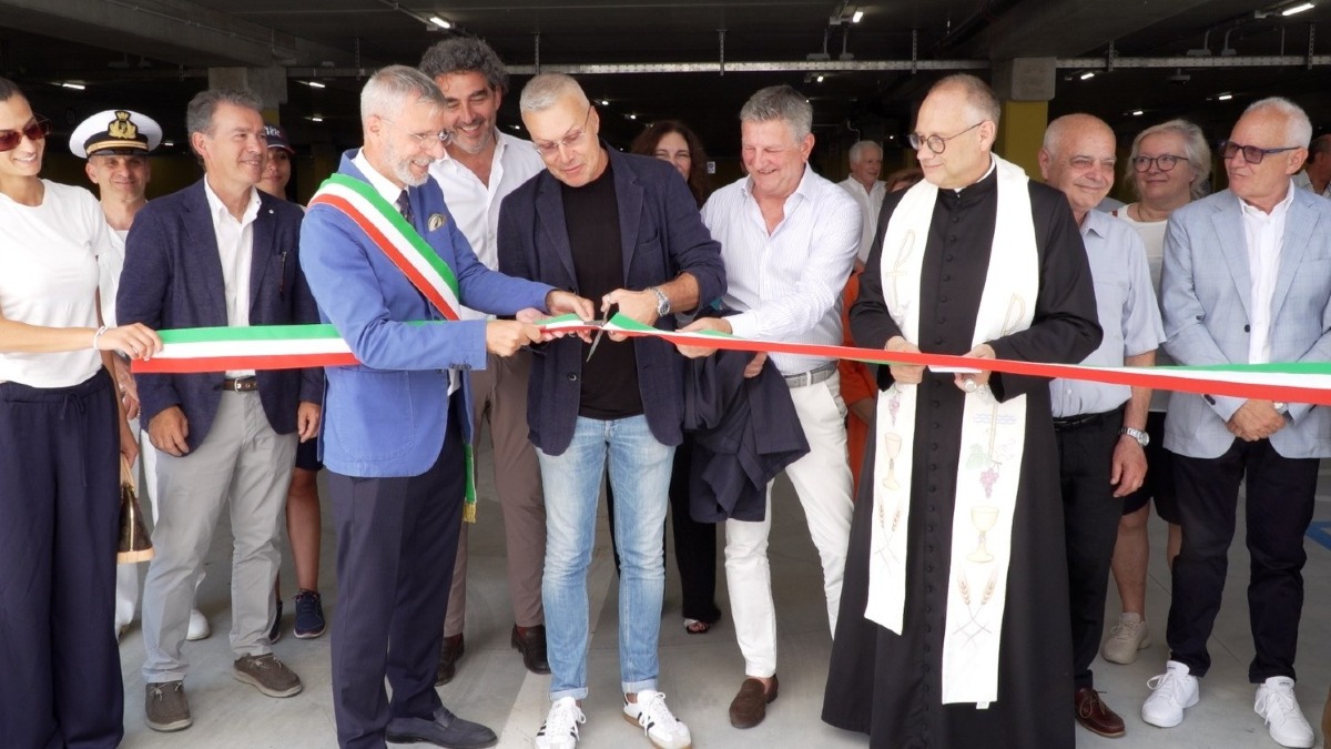 Grado, aperto il secondo piano del parcheggio delle Terme Marine: 250 posti auto totali - 
