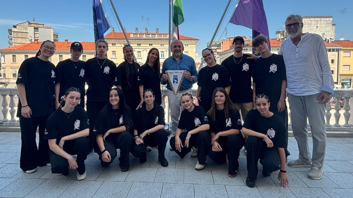 Monfalcone, 16 giovani della Buddy Bounce Crew ai Mondiali di danza a Los Angeles - 